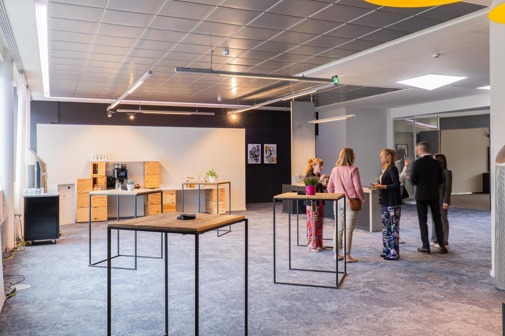 Voco Brussels City North By Ihg Vilvoorde Eksteriør billede