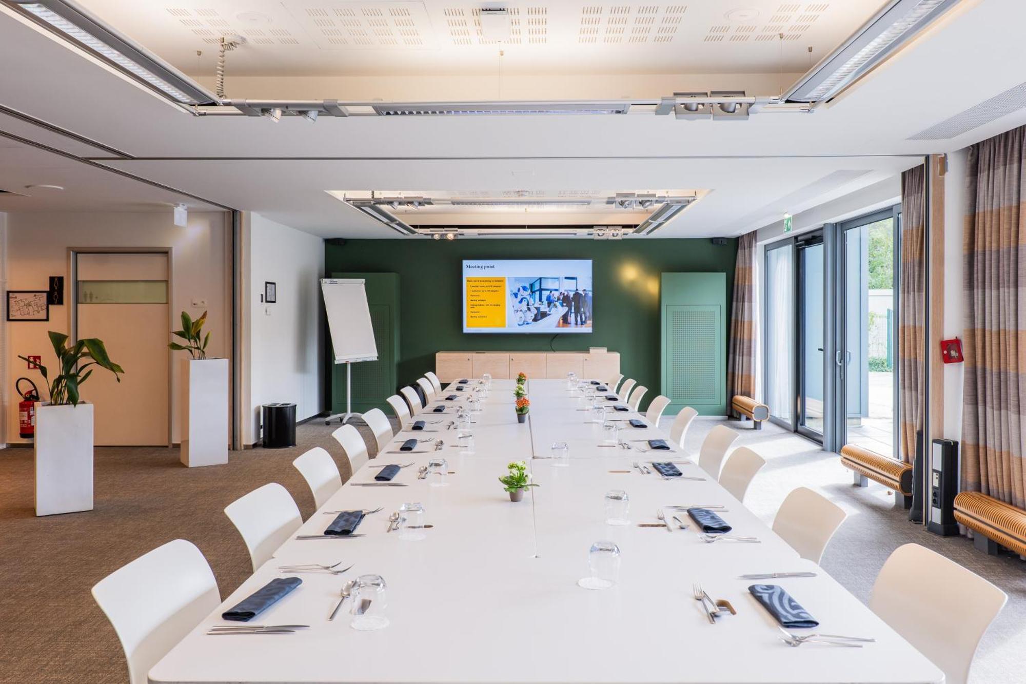 Voco Brussels City North By Ihg Vilvoorde Eksteriør billede