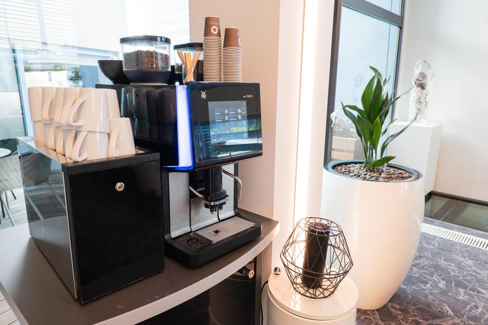 Voco Brussels City North By Ihg Vilvoorde Eksteriør billede